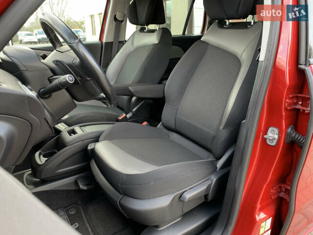 Червоний Сітроен Гранд С4 Пікассо, об'ємом двигуна 1.6 л та пробігом 91 тис. км за 12899 $, фото 24 на Automoto.ua