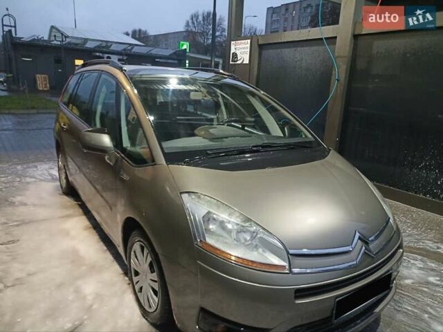 Сітроен Гранд С4 Пікассо, об'ємом двигуна 1.6 л та пробігом 239 тис. км за 5990 $, фото 5 на Automoto.ua