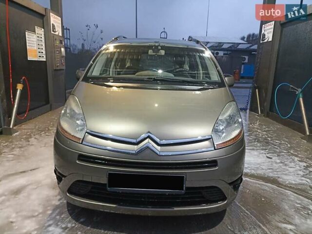 Сітроен Гранд С4 Пікассо, об'ємом двигуна 1.6 л та пробігом 239 тис. км за 5990 $, фото 1 на Automoto.ua