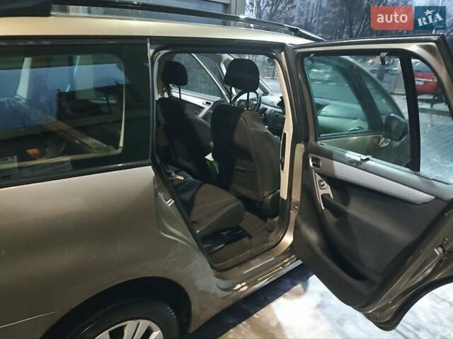 Сітроен Гранд С4 Пікассо, об'ємом двигуна 1.6 л та пробігом 239 тис. км за 5990 $, фото 15 на Automoto.ua