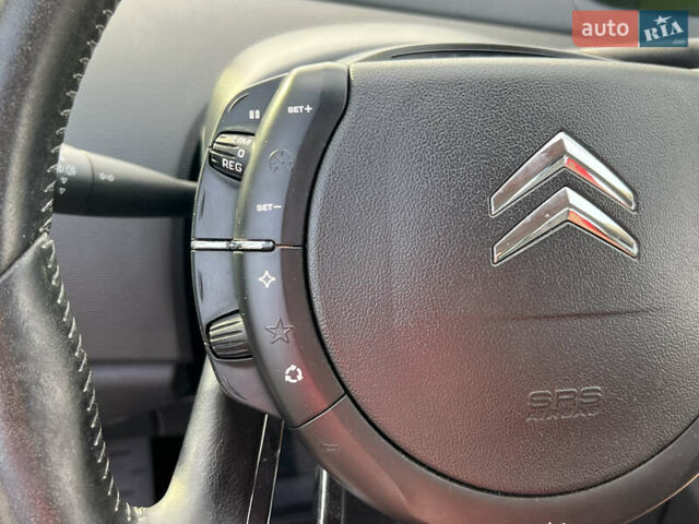 Ситроен Гранд С4 Пикассо, объемом двигателя 1.6 л и пробегом 199 тыс. км за 6200 $, фото 34 на Automoto.ua