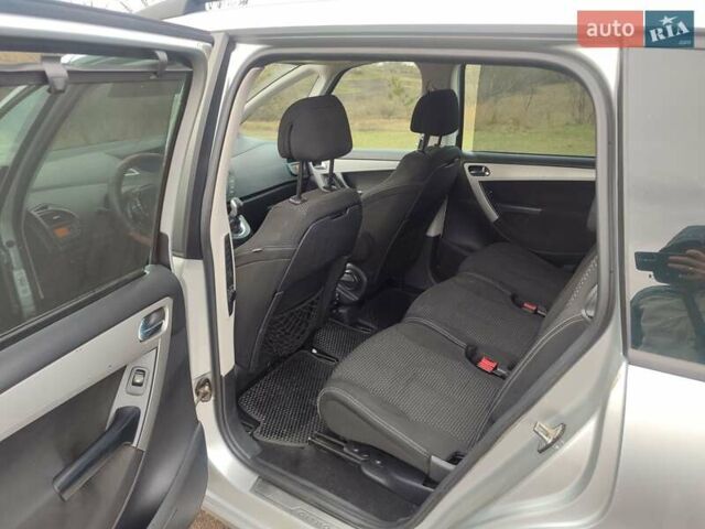 Серый Ситроен Гранд С4 Пикассо, объемом двигателя 1.8 л и пробегом 328 тыс. км за 5200 $, фото 5 на Automoto.ua