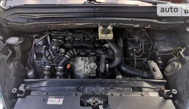 Сірий Сітроен Гранд С4 Пікассо, об'ємом двигуна 1.6 л та пробігом 256 тис. км за 5450 $, фото 16 на Automoto.ua