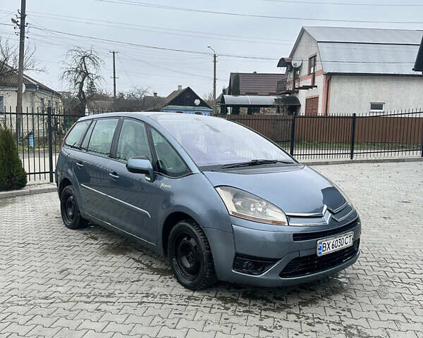 Серый Ситроен Гранд С4 Пикассо, объемом двигателя 1.6 л и пробегом 315 тыс. км за 3650 $, фото 1 на Automoto.ua