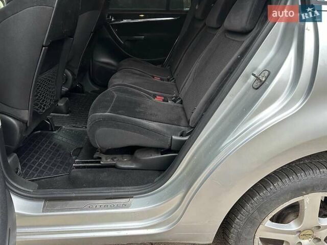 Сірий Сітроен Гранд С4 Пікассо, об'ємом двигуна 2 л та пробігом 253 тис. км за 5690 $, фото 20 на Automoto.ua