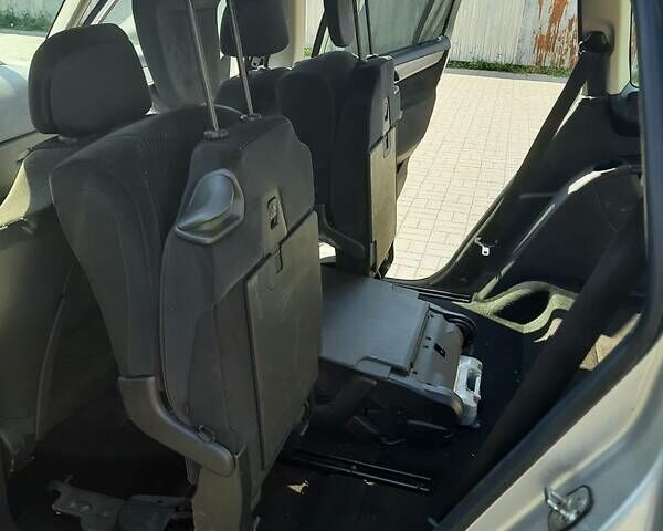 Сірий Сітроен Гранд С4 Пікассо, об'ємом двигуна 1.6 л та пробігом 210 тис. км за 4100 $, фото 19 на Automoto.ua