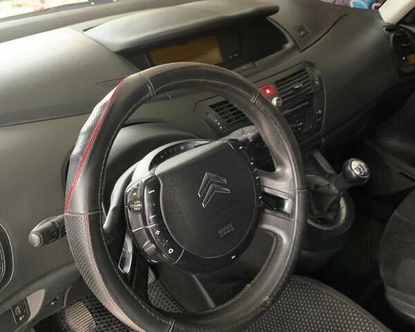 Серый Ситроен Гранд С4 Пикассо, объемом двигателя 1.6 л и пробегом 317 тыс. км за 5700 $, фото 8 на Automoto.ua