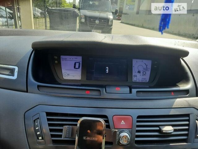 Сірий Сітроен Гранд С4 Пікассо, об'ємом двигуна 1.6 л та пробігом 210 тис. км за 4100 $, фото 27 на Automoto.ua