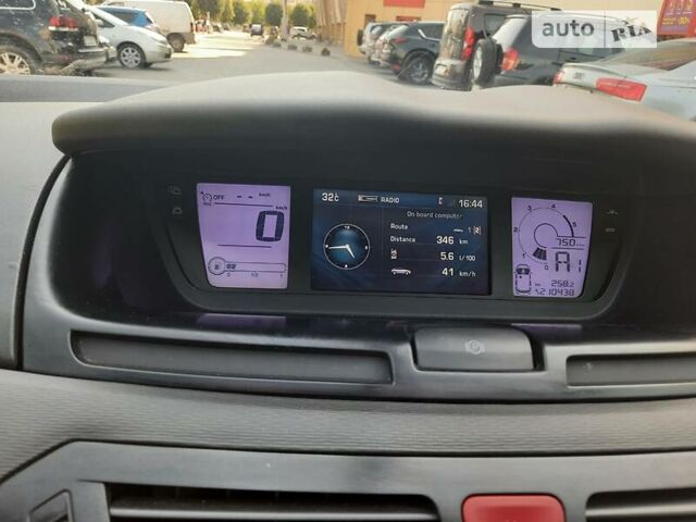 Сірий Сітроен Гранд С4 Пікассо, об'ємом двигуна 1.6 л та пробігом 210 тис. км за 4100 $, фото 28 на Automoto.ua