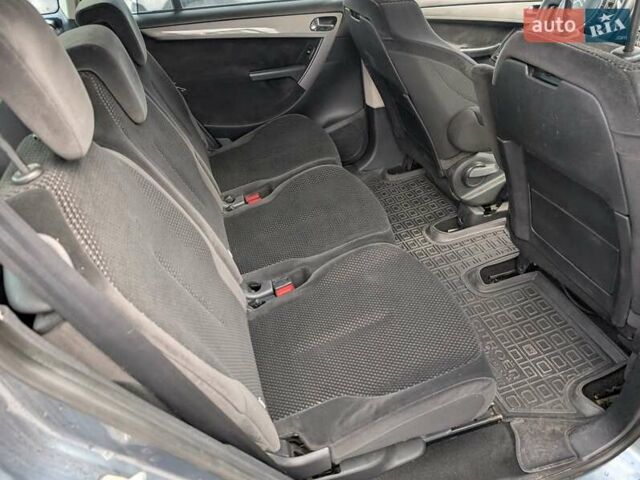 Ситроен Гранд С4 Пикассо 2008 в Ровно на Automoto.ua Серый Ситроен Гранд С4 Пикассо, объемом двигателя 1.6 л и пробегом 269 тыс. км за 4995 $, фото 29 на Automoto.ua