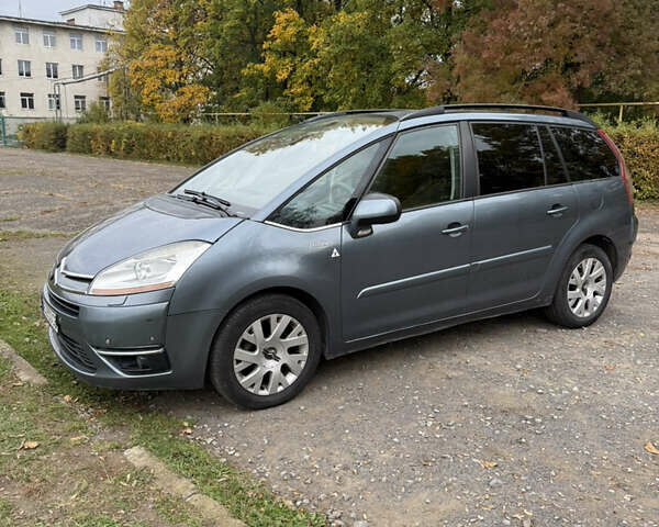 Серый Ситроен Гранд С4 Пикассо, объемом двигателя 1.6 л и пробегом 300 тыс. км за 4999 $, фото 3 на Automoto.ua