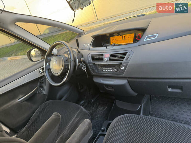 Сірий Сітроен Гранд С4 Пікассо, об'ємом двигуна 1.6 л та пробігом 241 тис. км за 4700 $, фото 20 на Automoto.ua