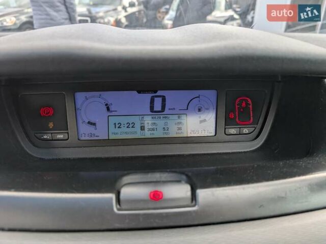 Ситроен Гранд С4 Пикассо 2008 в Ровно на Automoto.ua Серый Ситроен Гранд С4 Пикассо, объемом двигателя 1.6 л и пробегом 269 тыс. км за 4995 $, фото 24 на Automoto.ua