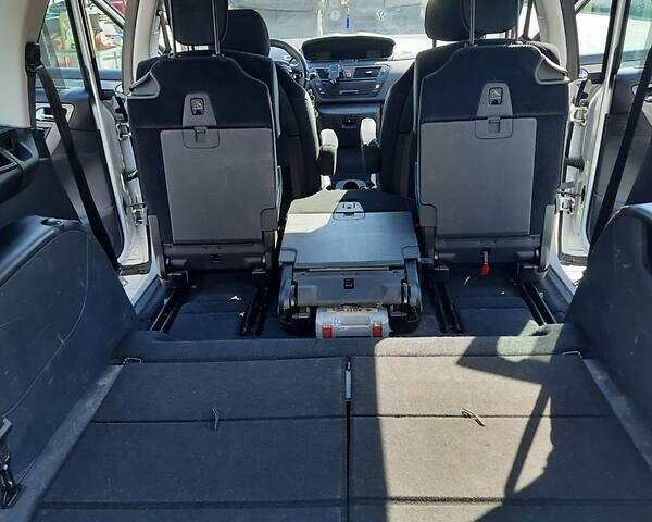 Сірий Сітроен Гранд С4 Пікассо, об'ємом двигуна 1.6 л та пробігом 210 тис. км за 4100 $, фото 20 на Automoto.ua