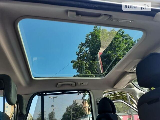 Сірий Сітроен Гранд С4 Пікассо, об'ємом двигуна 1.6 л та пробігом 210 тис. км за 4100 $, фото 25 на Automoto.ua