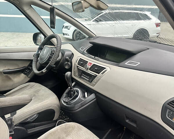 Серый Ситроен Гранд С4 Пикассо, объемом двигателя 1.6 л и пробегом 315 тыс. км за 3650 $, фото 13 на Automoto.ua