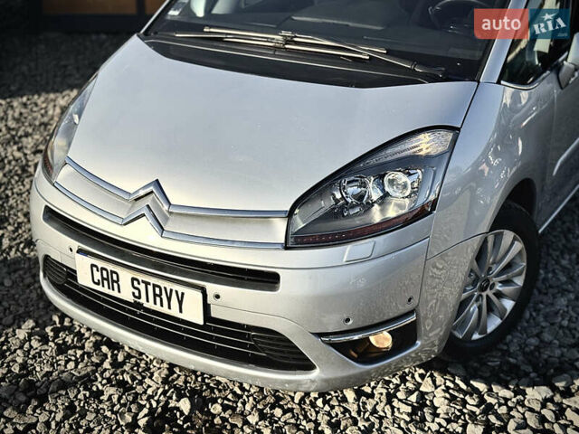 Сірий Сітроен Гранд С4 Пікассо, об'ємом двигуна 1.6 л та пробігом 241 тис. км за 6900 $, фото 9 на Automoto.ua
