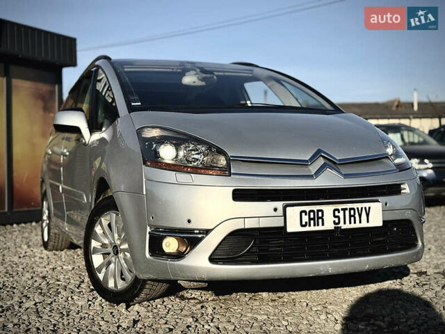Сірий Сітроен Гранд С4 Пікассо, об'ємом двигуна 1.6 л та пробігом 241 тис. км за 6900 $, фото 11 на Automoto.ua