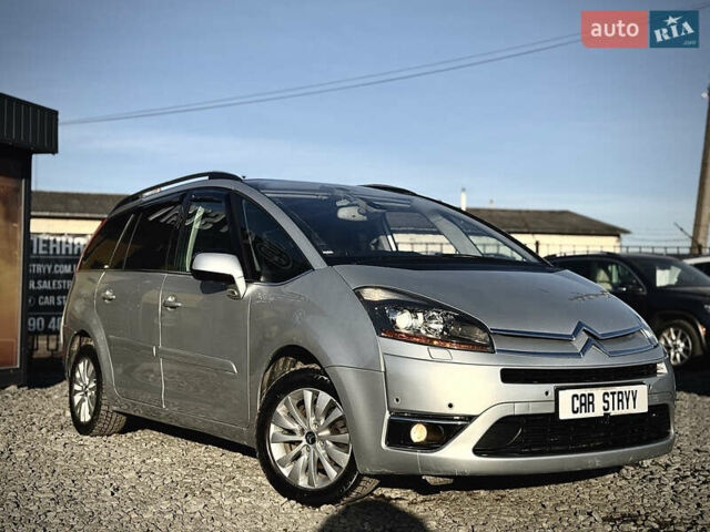 Сірий Сітроен Гранд С4 Пікассо, об'ємом двигуна 1.6 л та пробігом 241 тис. км за 6900 $, фото 2 на Automoto.ua