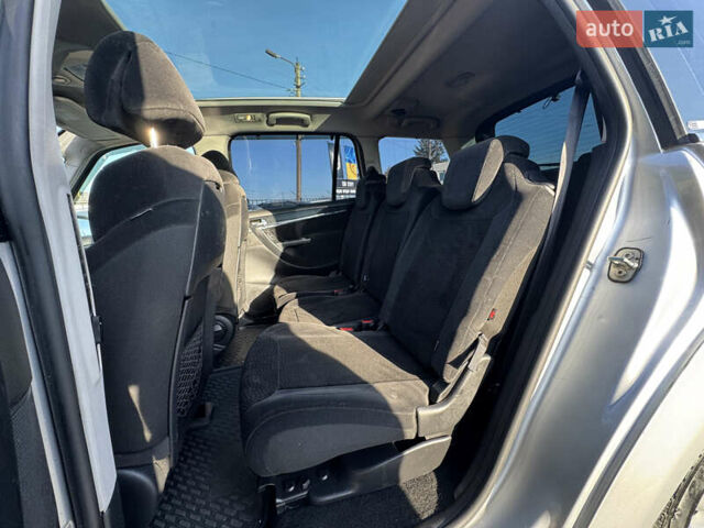 Сірий Сітроен Гранд С4 Пікассо, об'ємом двигуна 1.6 л та пробігом 241 тис. км за 6900 $, фото 39 на Automoto.ua