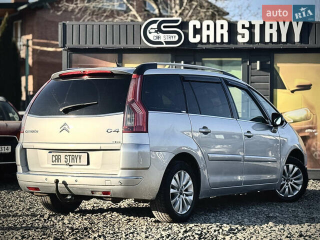 Сірий Сітроен Гранд С4 Пікассо, об'ємом двигуна 1.6 л та пробігом 241 тис. км за 6900 $, фото 5 на Automoto.ua