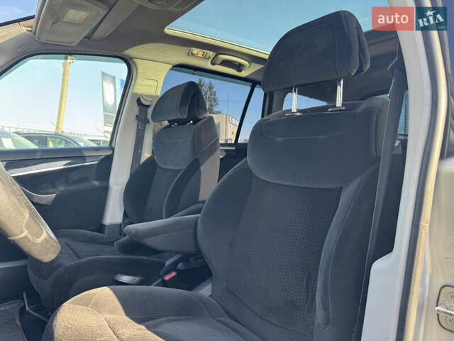 Сірий Сітроен Гранд С4 Пікассо, об'ємом двигуна 1.6 л та пробігом 241 тис. км за 6900 $, фото 43 на Automoto.ua