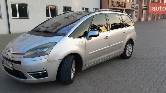 Сірий Сітроен Гранд С4 Пікассо, об'ємом двигуна 1.6 л та пробігом 246 тис. км за 6000 $, фото 18 на Automoto.ua