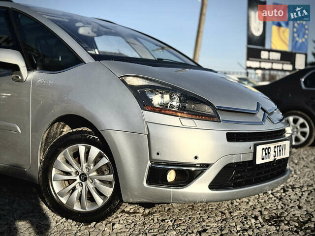 Сірий Сітроен Гранд С4 Пікассо, об'ємом двигуна 1.6 л та пробігом 241 тис. км за 6900 $, фото 12 на Automoto.ua