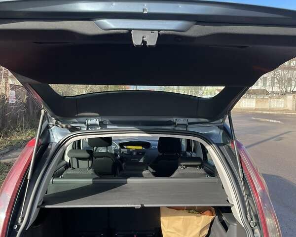 Серый Ситроен Гранд С4 Пикассо, объемом двигателя 1.56 л и пробегом 235 тыс. км за 6200 $, фото 23 на Automoto.ua