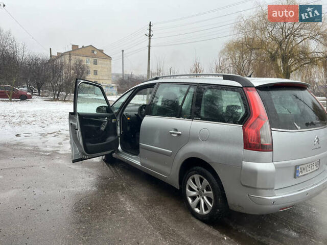 Серый Ситроен Гранд С4 Пикассо, объемом двигателя 1.6 л и пробегом 236 тыс. км за 5950 $, фото 9 на Automoto.ua