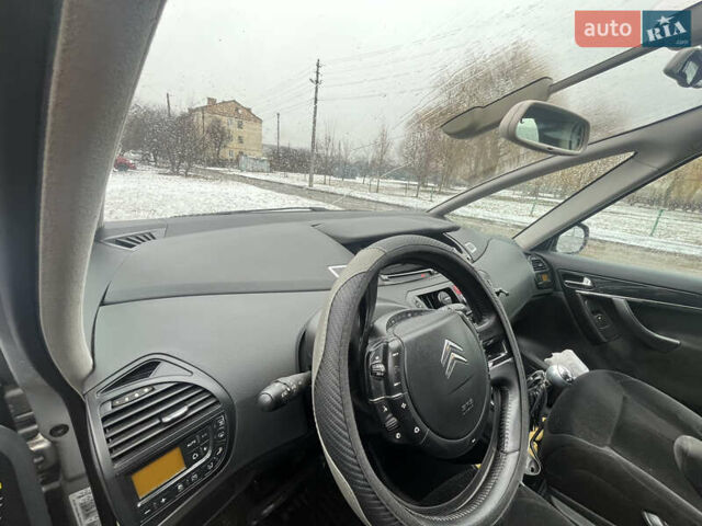 Серый Ситроен Гранд С4 Пикассо, объемом двигателя 1.6 л и пробегом 236 тыс. км за 5950 $, фото 10 на Automoto.ua