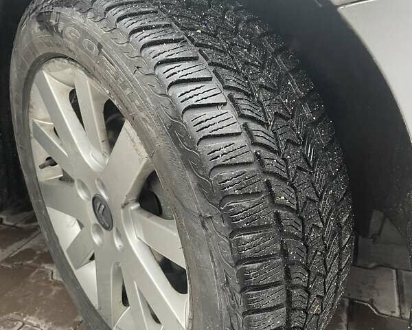 Сірий Сітроен Гранд С4 Пікассо, об'ємом двигуна 1.56 л та пробігом 267 тис. км за 7400 $, фото 2 на Automoto.ua