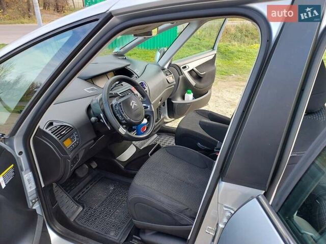 Серый Ситроен Гранд С4 Пикассо, объемом двигателя 1.6 л и пробегом 272 тыс. км за 7650 $, фото 16 на Automoto.ua