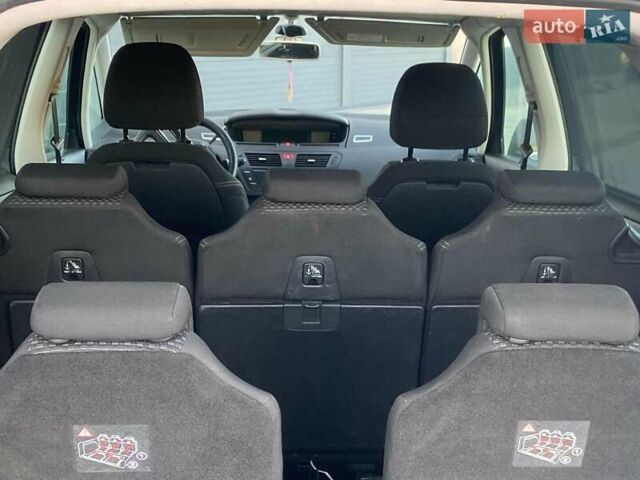 Серый Ситроен Гранд С4 Пикассо, объемом двигателя 1.6 л и пробегом 203 тыс. км за 5900 $, фото 6 на Automoto.ua