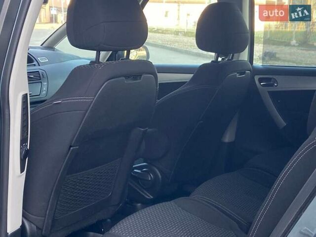 Серый Ситроен Гранд С4 Пикассо, объемом двигателя 1.6 л и пробегом 203 тыс. км за 5900 $, фото 8 на Automoto.ua