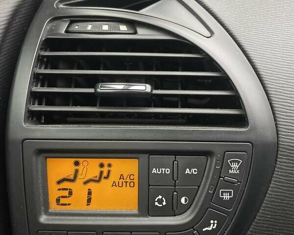 Сірий Сітроен Гранд С4 Пікассо, об'ємом двигуна 1.56 л та пробігом 267 тис. км за 7400 $, фото 23 на Automoto.ua