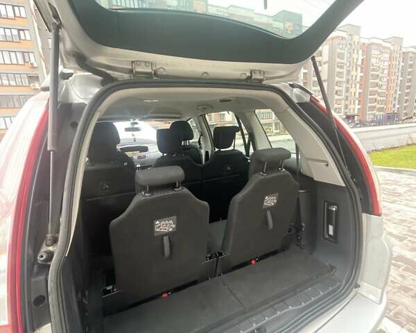 Сірий Сітроен Гранд С4 Пікассо, об'ємом двигуна 1.56 л та пробігом 267 тис. км за 7400 $, фото 24 на Automoto.ua