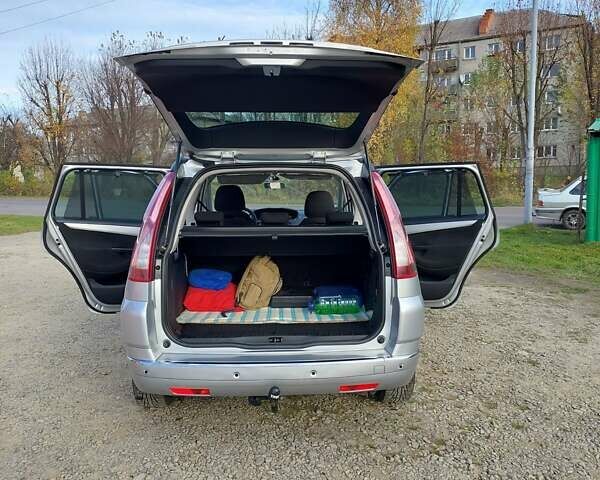 Серый Ситроен Гранд С4 Пикассо, объемом двигателя 1.6 л и пробегом 272 тыс. км за 7650 $, фото 19 на Automoto.ua