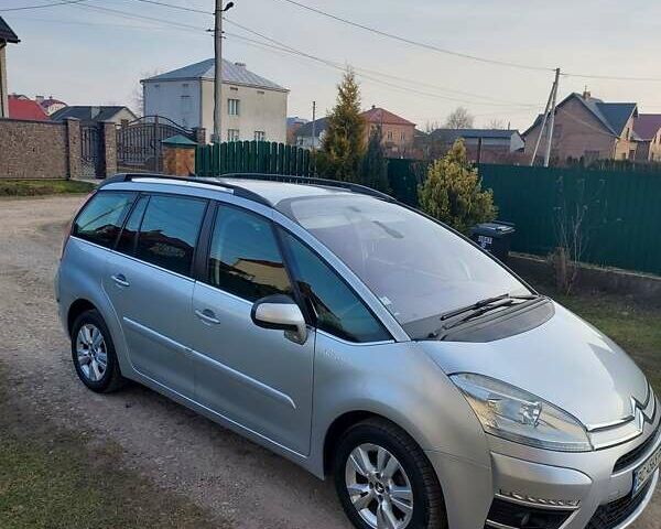 Серый Ситроен Гранд С4 Пикассо, объемом двигателя 1.6 л и пробегом 272 тыс. км за 7650 $, фото 22 на Automoto.ua