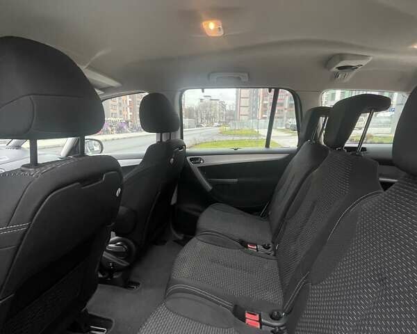 Сірий Сітроен Гранд С4 Пікассо, об'ємом двигуна 1.56 л та пробігом 267 тис. км за 7400 $, фото 12 на Automoto.ua