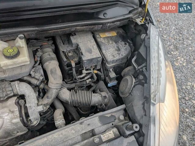 Серый Ситроен Гранд С4 Пикассо, объемом двигателя 1.6 л и пробегом 232 тыс. км за 6550 $, фото 47 на Automoto.ua