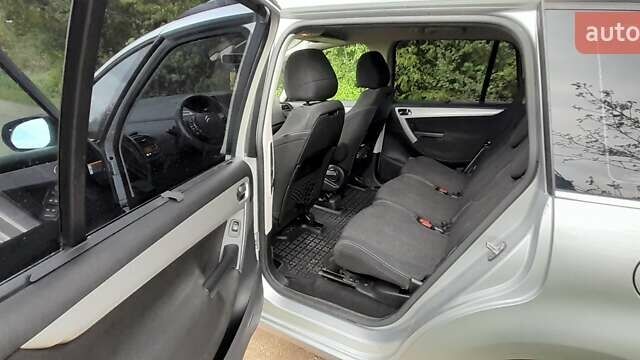 Сірий Сітроен Гранд С4 Пікассо, об'ємом двигуна 1.56 л та пробігом 284 тис. км за 7550 $, фото 28 на Automoto.ua