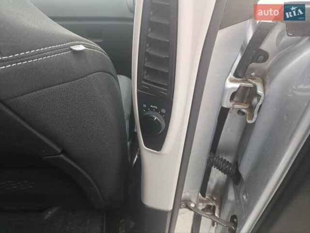 Серый Ситроен Гранд С4 Пикассо, объемом двигателя 1.6 л и пробегом 260 тыс. км за 7200 $, фото 11 на Automoto.ua