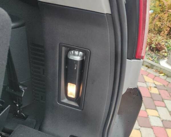 Ситроен Гранд С4 Пикассо 2012 в Тернополе на Automoto.ua Серый Ситроен Гранд С4 Пикассо, объемом двигателя 1.6 л и пробегом 239 тыс. км за 6999 $, фото 14 на Automoto.ua