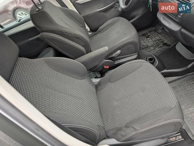 Серый Ситроен Гранд С4 Пикассо, объемом двигателя 1.6 л и пробегом 232 тыс. км за 6550 $, фото 39 на Automoto.ua