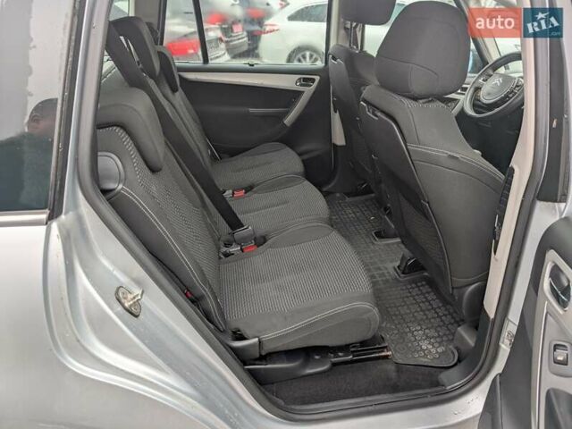 Серый Ситроен Гранд С4 Пикассо, объемом двигателя 1.6 л и пробегом 232 тыс. км за 6550 $, фото 32 на Automoto.ua