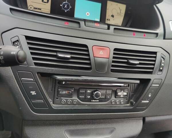 Ситроен Гранд С4 Пикассо 2012 в Тернополе на Automoto.ua Серый Ситроен Гранд С4 Пикассо, объемом двигателя 1.6 л и пробегом 239 тыс. км за 6999 $, фото 21 на Automoto.ua