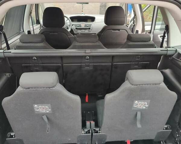 Ситроен Гранд С4 Пикассо 2012 в Тернополе на Automoto.ua Серый Ситроен Гранд С4 Пикассо, объемом двигателя 1.6 л и пробегом 239 тыс. км за 6999 $, фото 32 на Automoto.ua