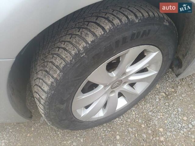 Серый Ситроен Гранд С4 Пикассо, объемом двигателя 1.6 л и пробегом 260 тыс. км за 7200 $, фото 20 на Automoto.ua