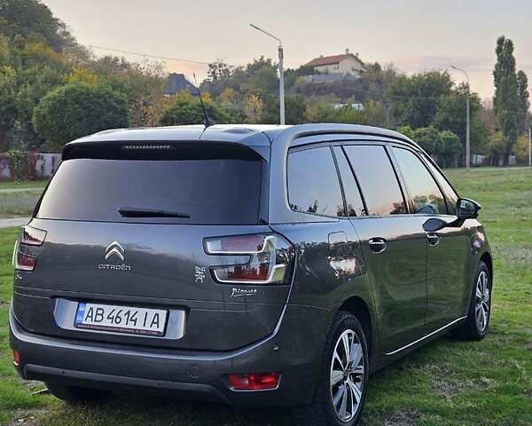Сітроен Гранд С4 Пікассо 2013 у Черкасах на Automoto.ua Сірий Сітроен Гранд С4 Пікассо, об'ємом двигуна 1.6 л та пробігом 269 тис. км за 10900 $, фото 4 на Automoto.ua